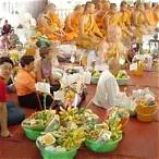 กองสลากภัตคืออะไร